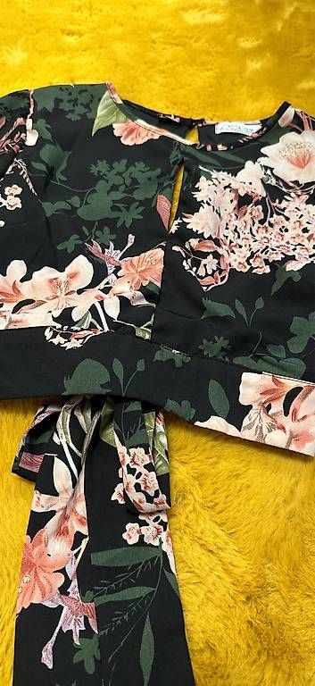 Blusen: Schicke Bluse XS-S – Gebraucht aus Rüthi (Rheintal) von ine_98z7 1