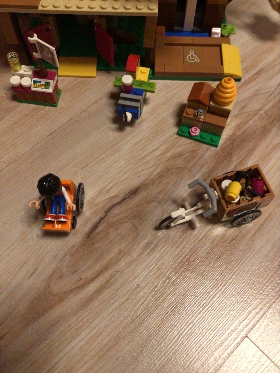 Lego Giocattoli: Lego Friends Freundschaftsbaumhaus 41703 – Usato da Oftringen venduto da anbara 2