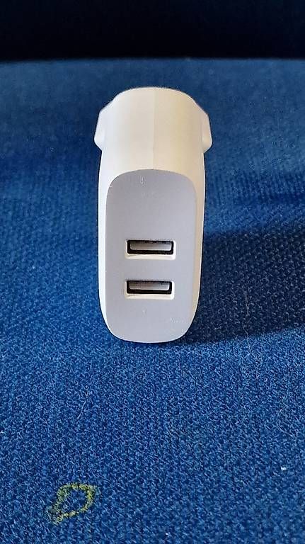 Caricabatterie: Belkin Boost Charge/Ladegerät – Usato da Blumenstein venduto da olk_r5kh 1