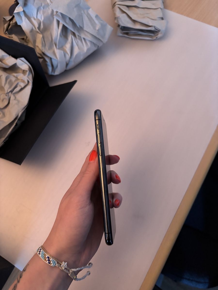 Apple Handys / Smartphones: iPhone XS schwarz  – Neu (gemäss Beschreibung) aus Horgen von stu_cjc8 3