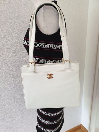 Chanel WOW Ledertasche in weiss
