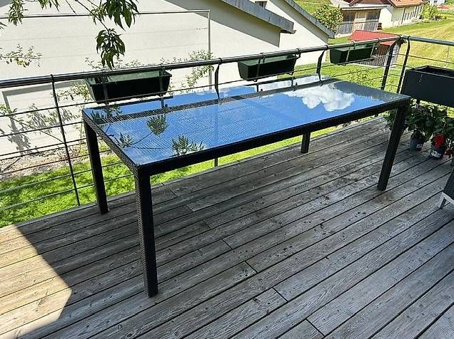 Tischset: Table de jardin avec 5 chaises – Gebraucht aus Est avancent von Lulu001 1