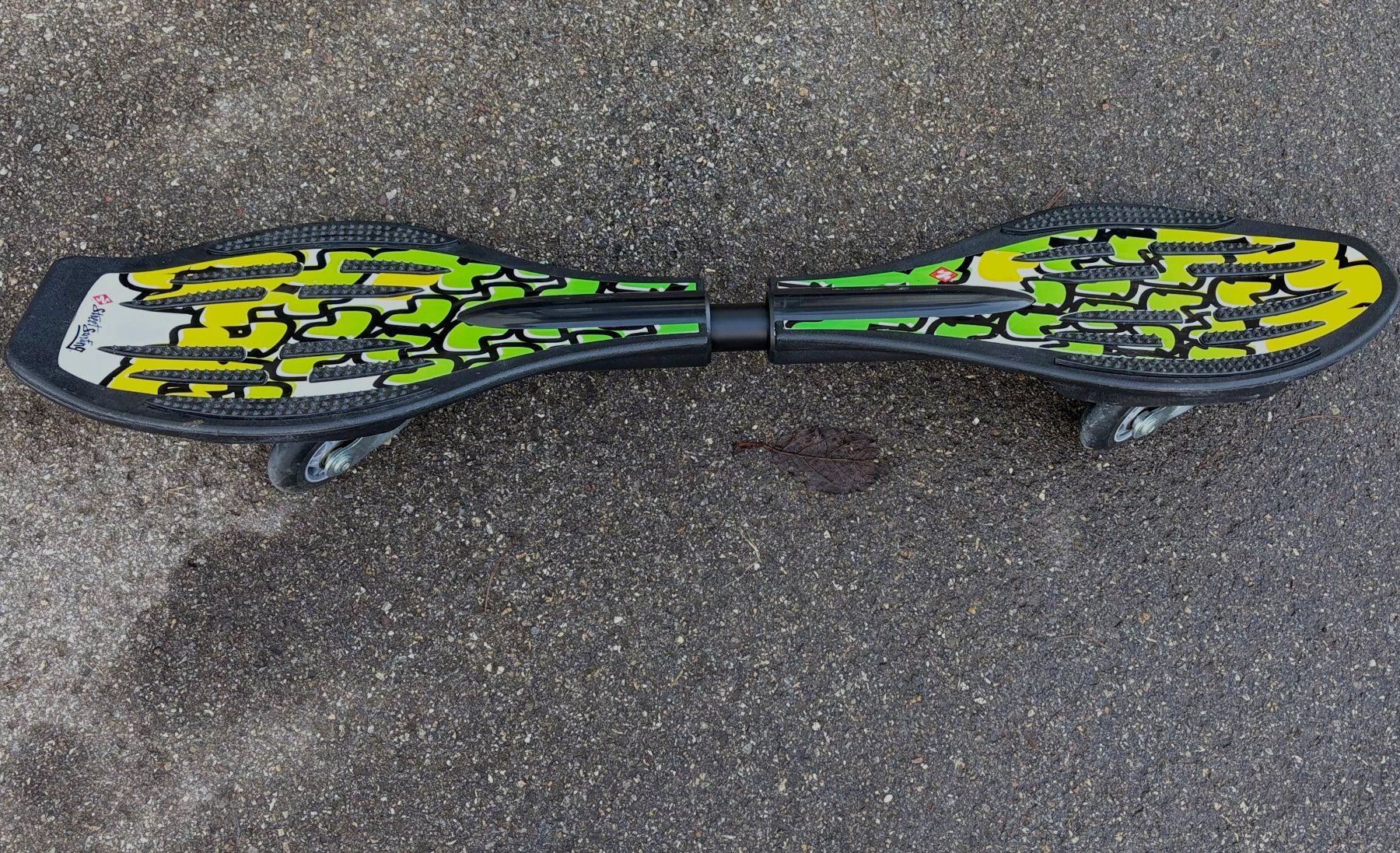 Skateboards: Cooles Waveboard – D'occasion à Zürich par Drahtzug