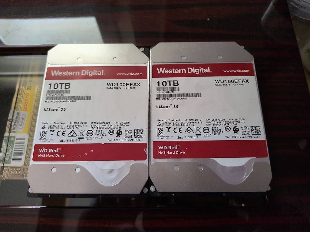 Harddisks: 2 * WD Red 10TB – Gebraucht aus Adliswil von lul_5h6f