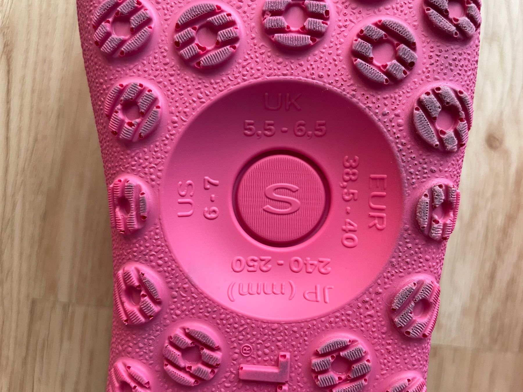Blackroll Scarpe da uomo: Blackroll Recovery Slopes pink – Usato da Zürich venduto da belle_87 2