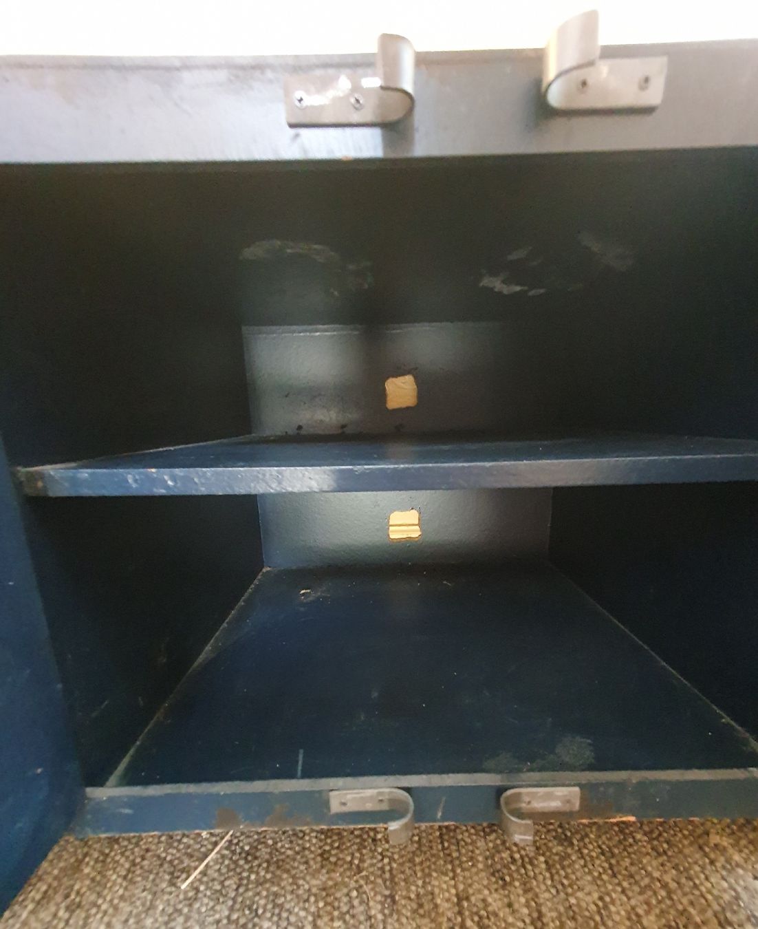Commodes: Container-Sideboard – D'occasion à Pfäffikon ZH par edwinstarr1 3