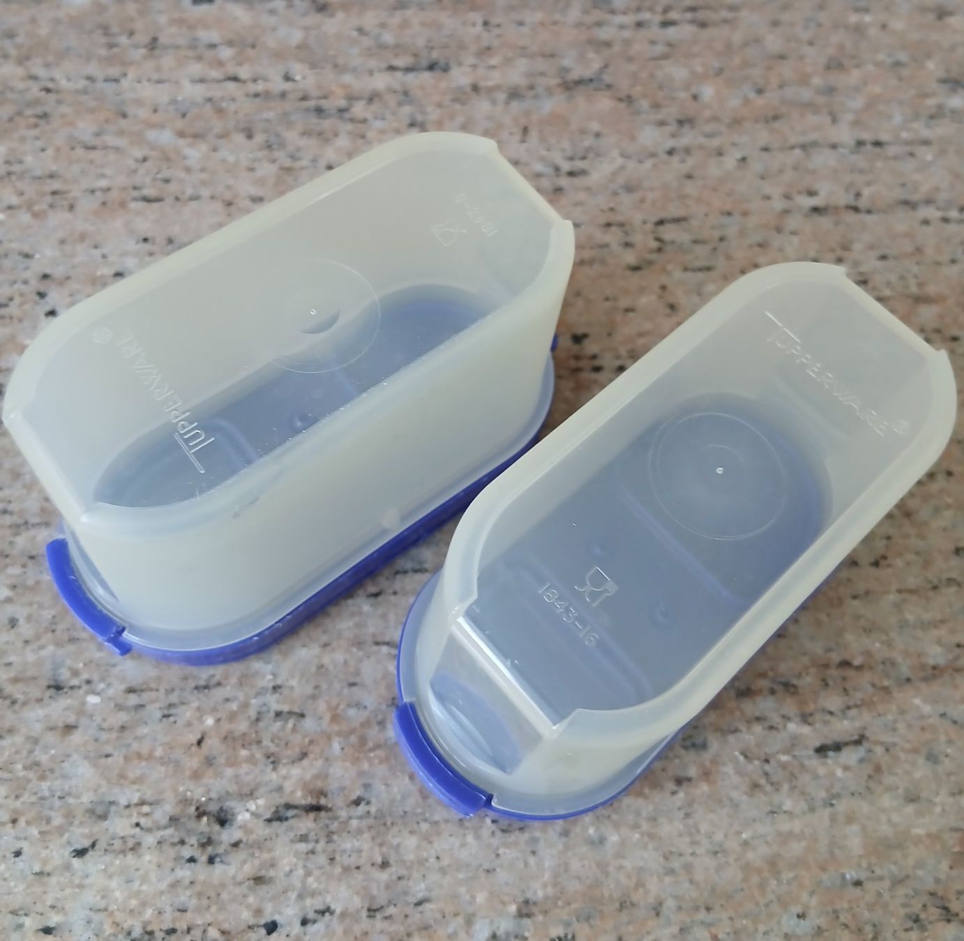 Tupperware Contenitori & Simili: 2 Stk. Tupperware Gewürzstreuer klein – Usato da Flawil venduto da Lakota22 1