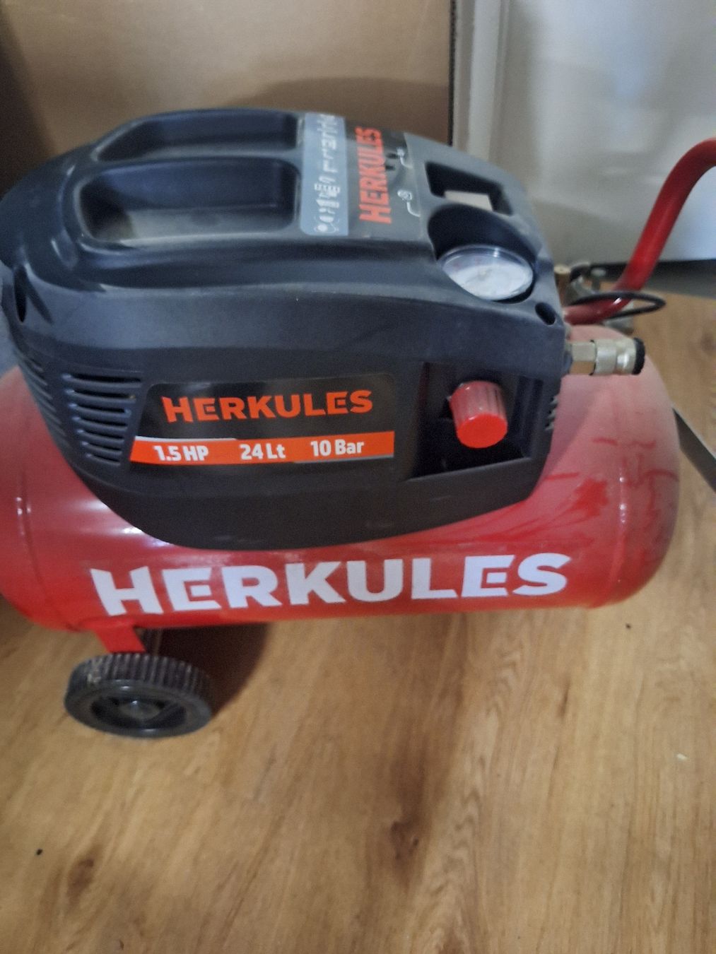 Compresseurs: Hercules Kompressor neu – Neuf (Voir description) à Saas im Prättigau par man_8jjm
