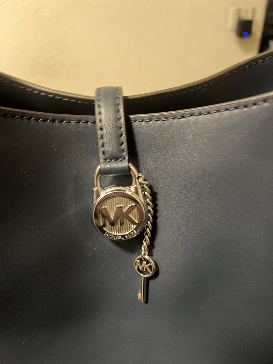 Michael Kors Borse da donna: Michael Kors Handtasche, Dunkelblau - NEU! – Nuovo (secondo la descrizione) da Derendingen venduto da MDPshopandmore 2