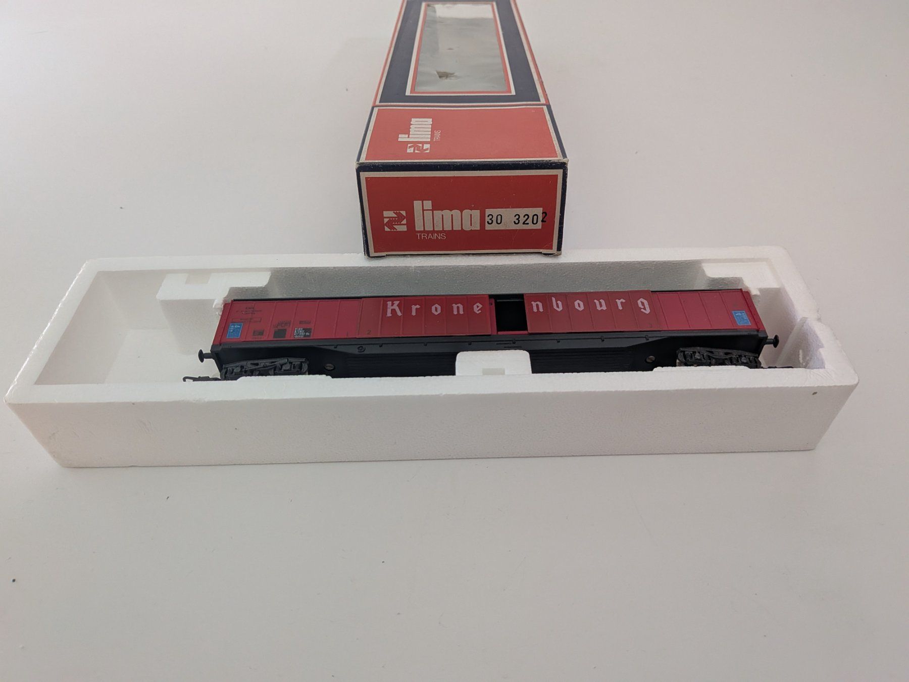 Lima Modellini di ferrovie: Lima Güterwagen 303202 – Usato da Künten venduto da Dfog 1