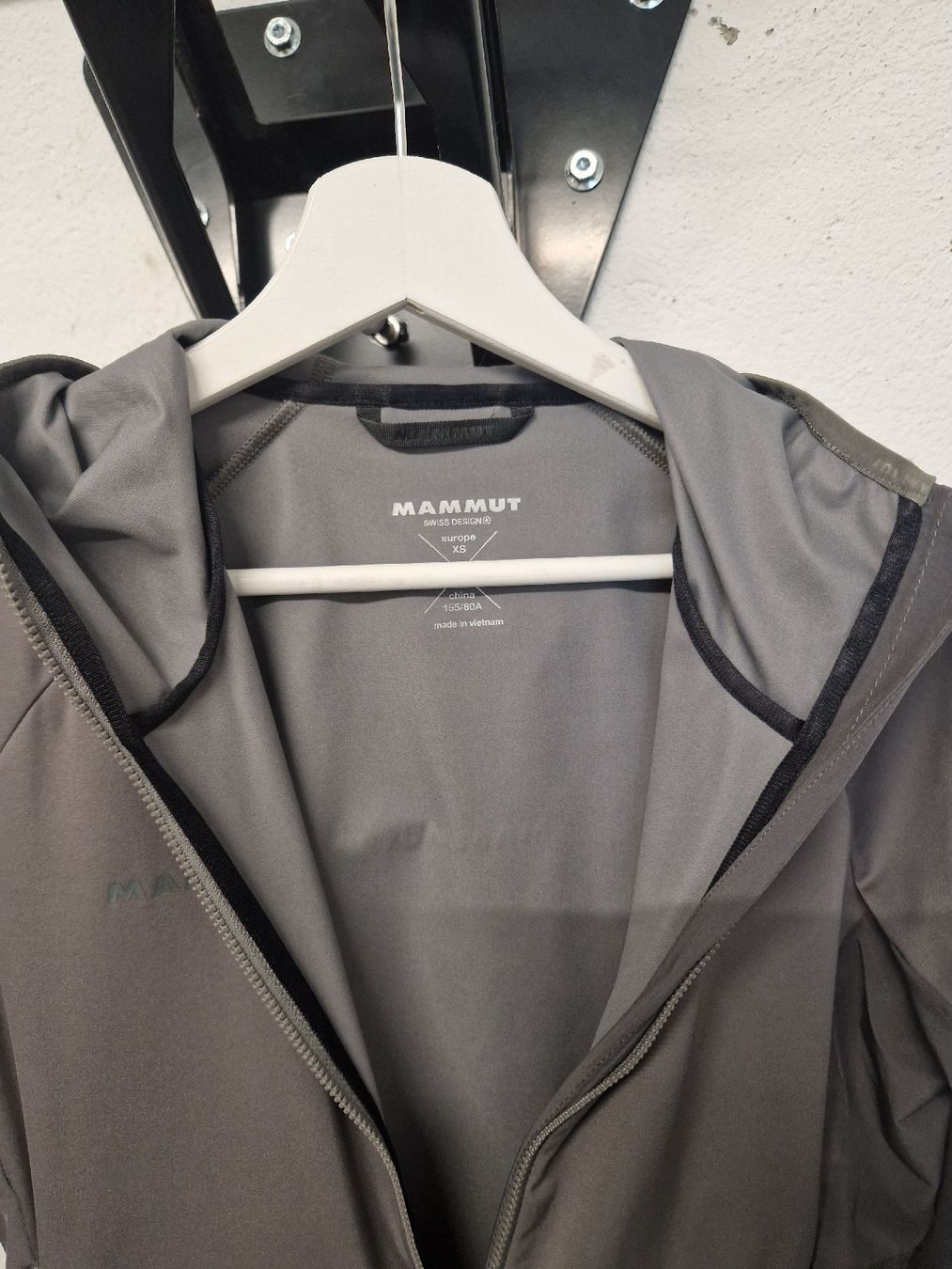 Mammut Jacken: Mammut, leichte Jacke grau XS – Neu (gemäss Beschreibung) aus Bonstetten von teggeli 3