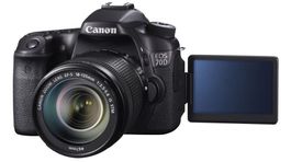 Canon EOS 70D EF-S 18-135mm f/3.5-5.6 IS STM & Tasche