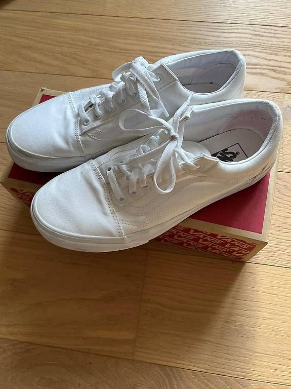 Scarpe da uomo: Vans Old skool Schuhe – Usato da Ostermundigen venduto da Idunn 2