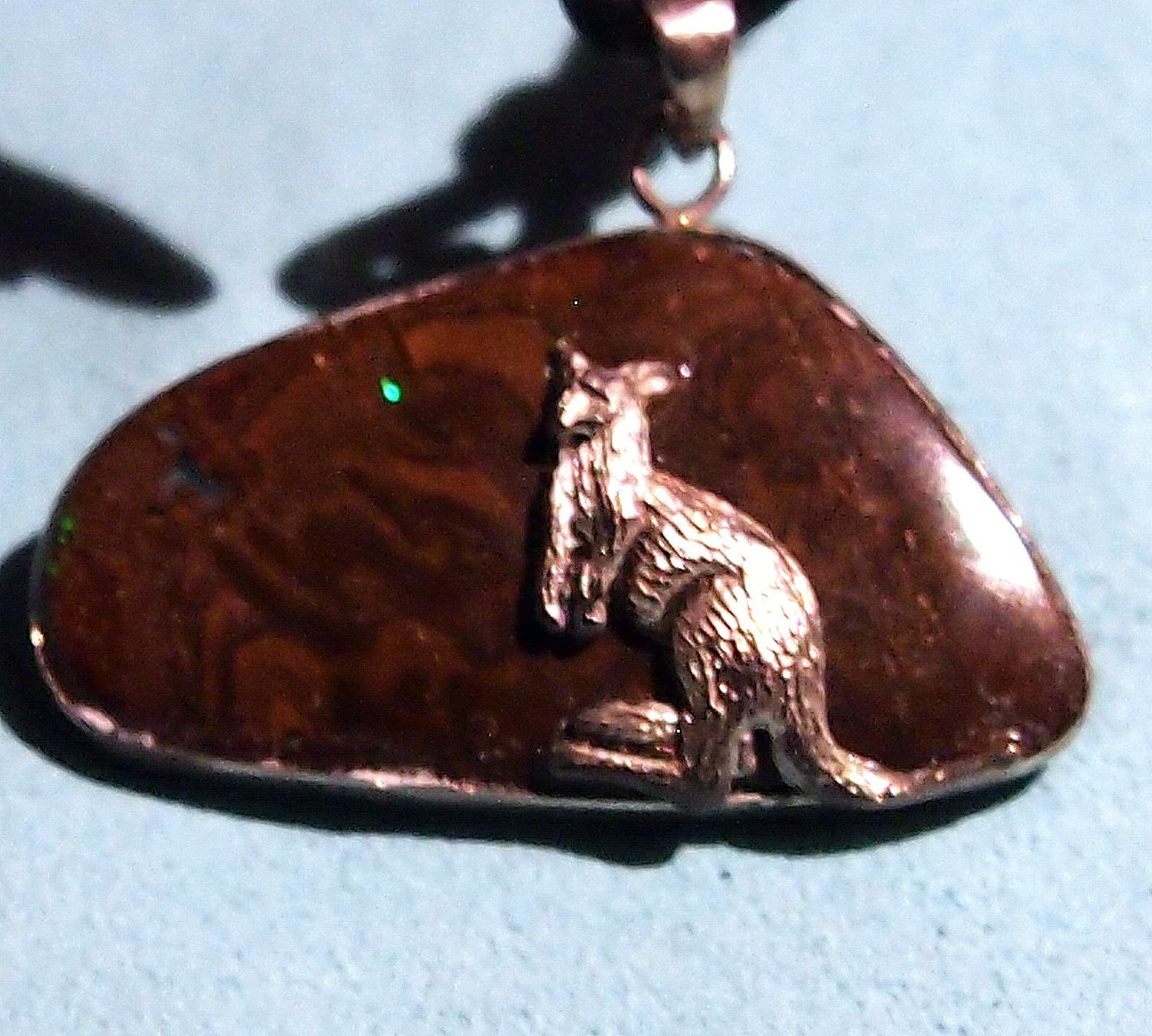 Ciondoli: 34 CTS BOULDEROPAL QUEENSLAND mit Känguru! – Nuovo e nell'imballaggio originale da Reinach BL venduto da blumarco 3