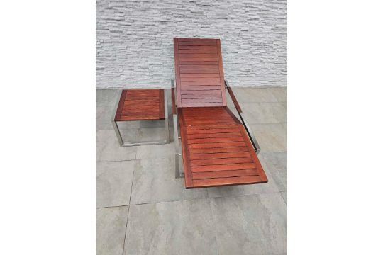 Royal Botania Sedie a sdraio: Chaise longue Teck/inox BOTANIA NINIX avec table d'appoint – Usato da La conversion venduto da Bougnat1093