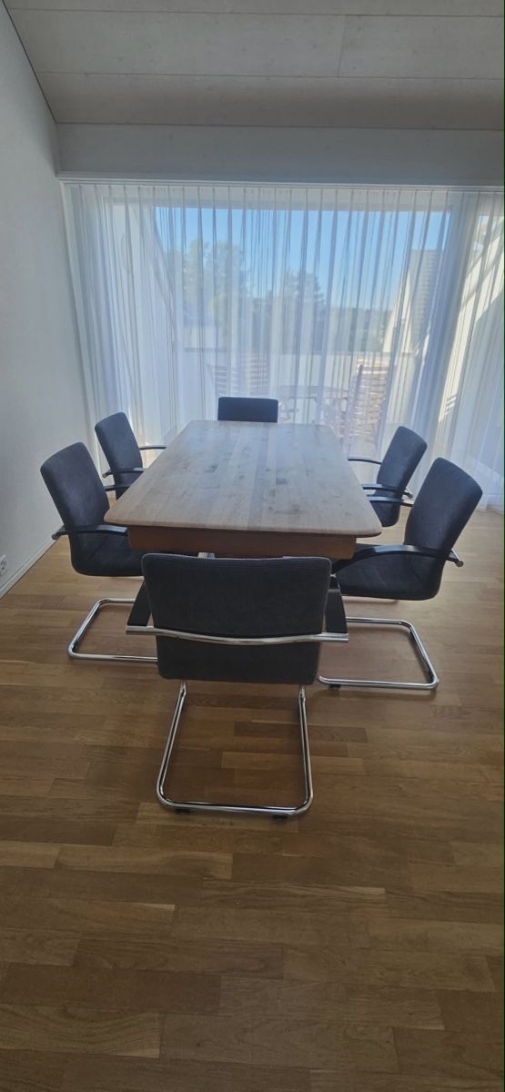 Tavoli: Holz Säulentisch mit Synchronauszug – Usato da Fahrwangen venduto da Nerots 2