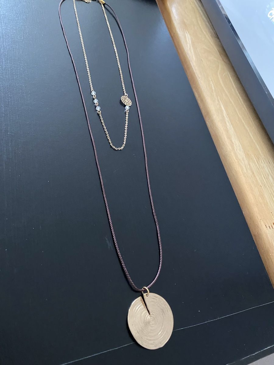 Catenine: Collier long doré – Nuovo e nell'imballaggio originale da Le Noirmont venduto da Fanny_