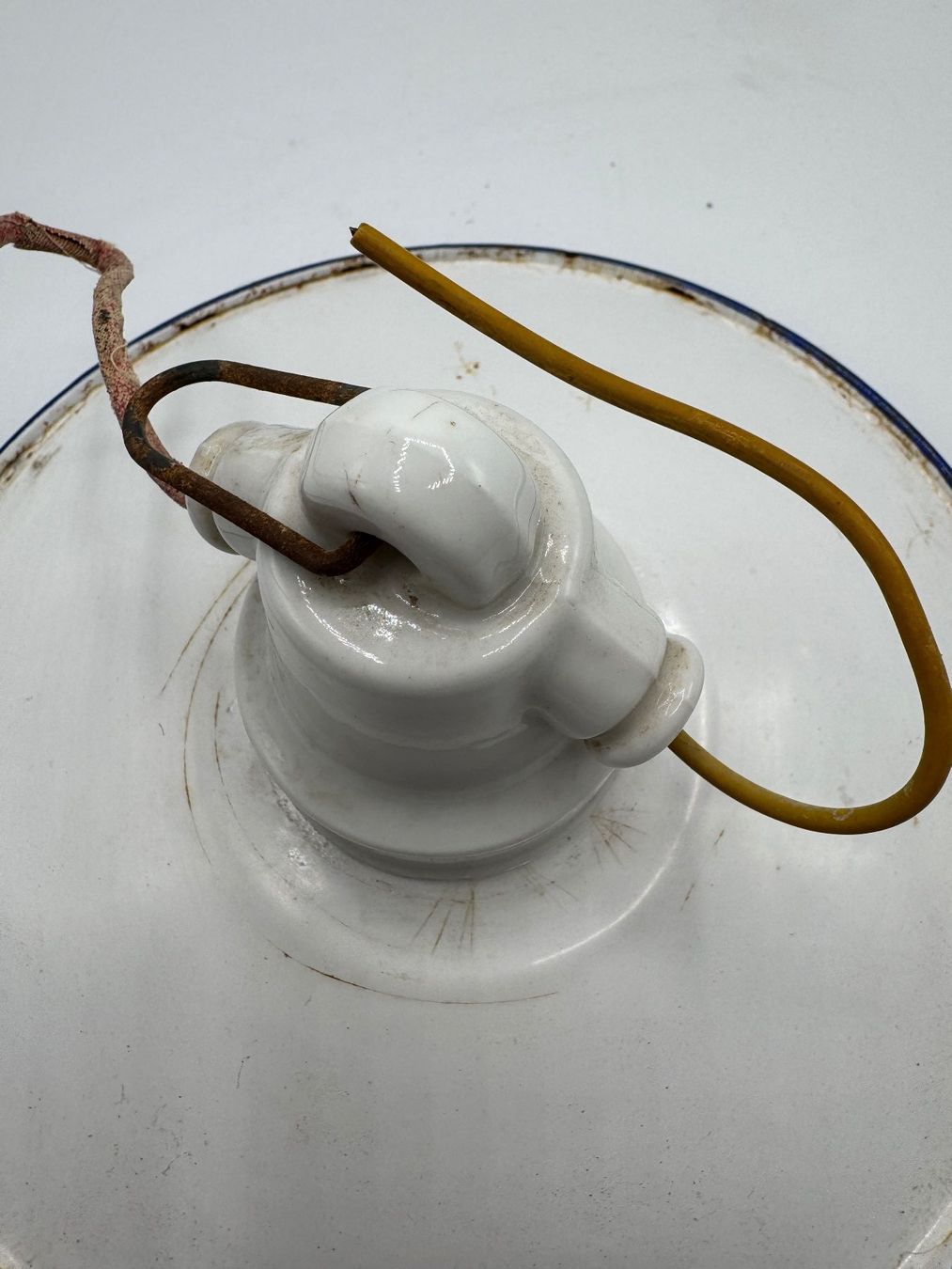 Lampade: Vintage Emaille Lampe – Usato da Sachseln venduto da BONATI01 3
