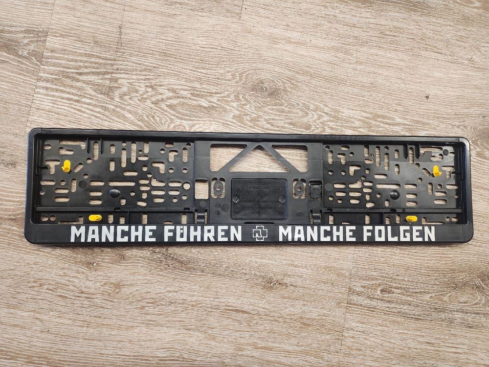 Rammstein Nummernschildhalter Manche führen manche folgen. Kaufen auf Ricardo
