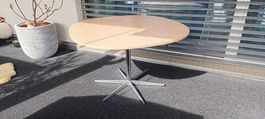 Fritz Hansen Tisch