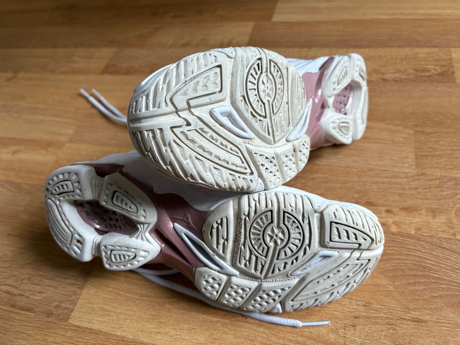 Mizuno Scarpe da donna: Mizuno Wave Voltage (Gr. 37) – Usato da Brugg AG venduto da bettundtisch 3