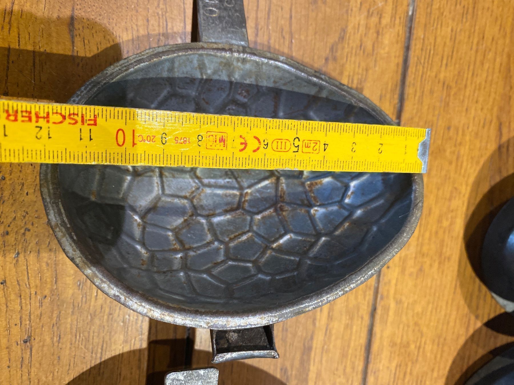 Moules à gâteaux: Moule chocolat œuf ei schokoladenform 11cm – D'occasion à Lajoux JU par Briard0 2
