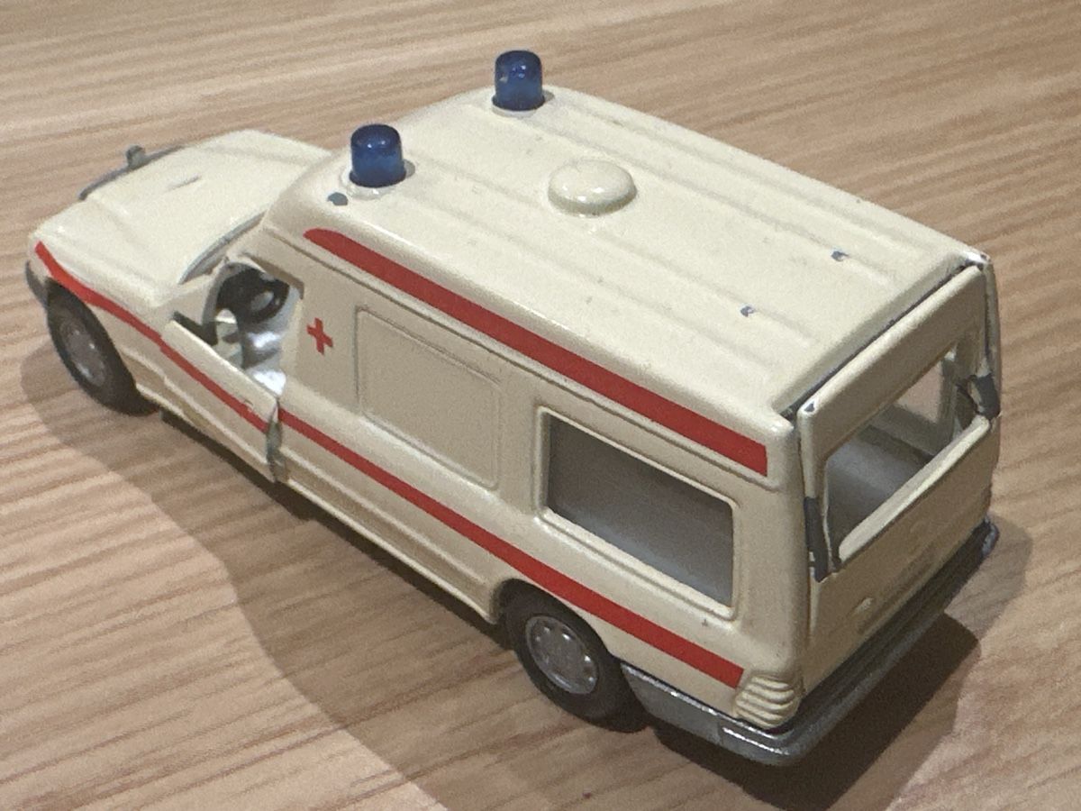 Modellini d'auto: 1:43 Modellauto Zustand gem. beiliegenden Bildern – Usato da Sennwald venduto da HARO-Import 1