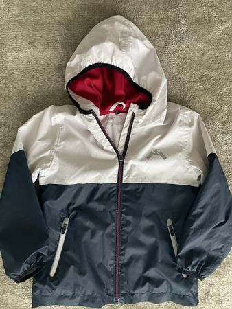 Bodyguard Übergangsjacke Regenjacke, Grösse 122, Top Zustand
