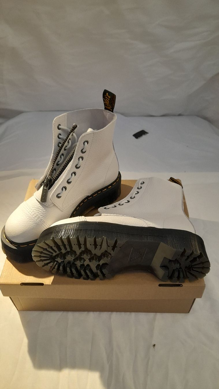 Dr. Martens Herrenschuhe: Dr. Martens Sinclair Blanc, Pointure 40, Neuves – Neu und originalverpackt aus st.gallen von The_Rag_Picker. 1