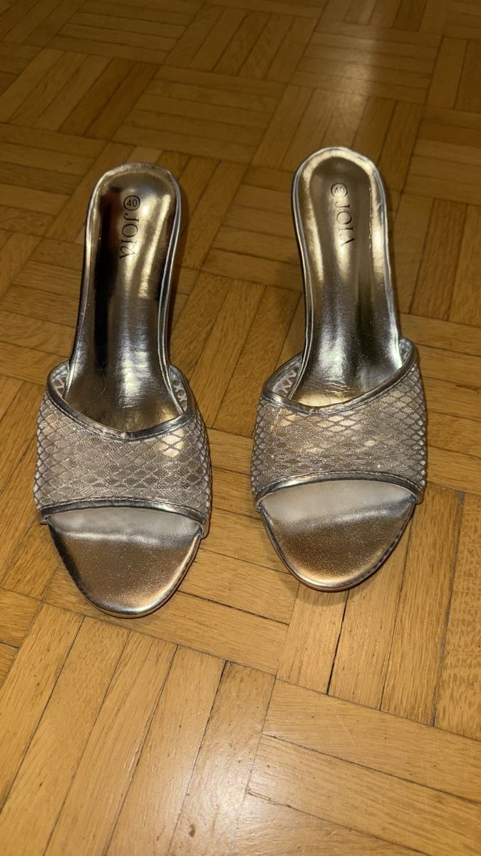 Scarpe da donna: Kitten heels argenté, marque joia – Nuovo (secondo la descrizione) da Genève venduto da dan_gn7t