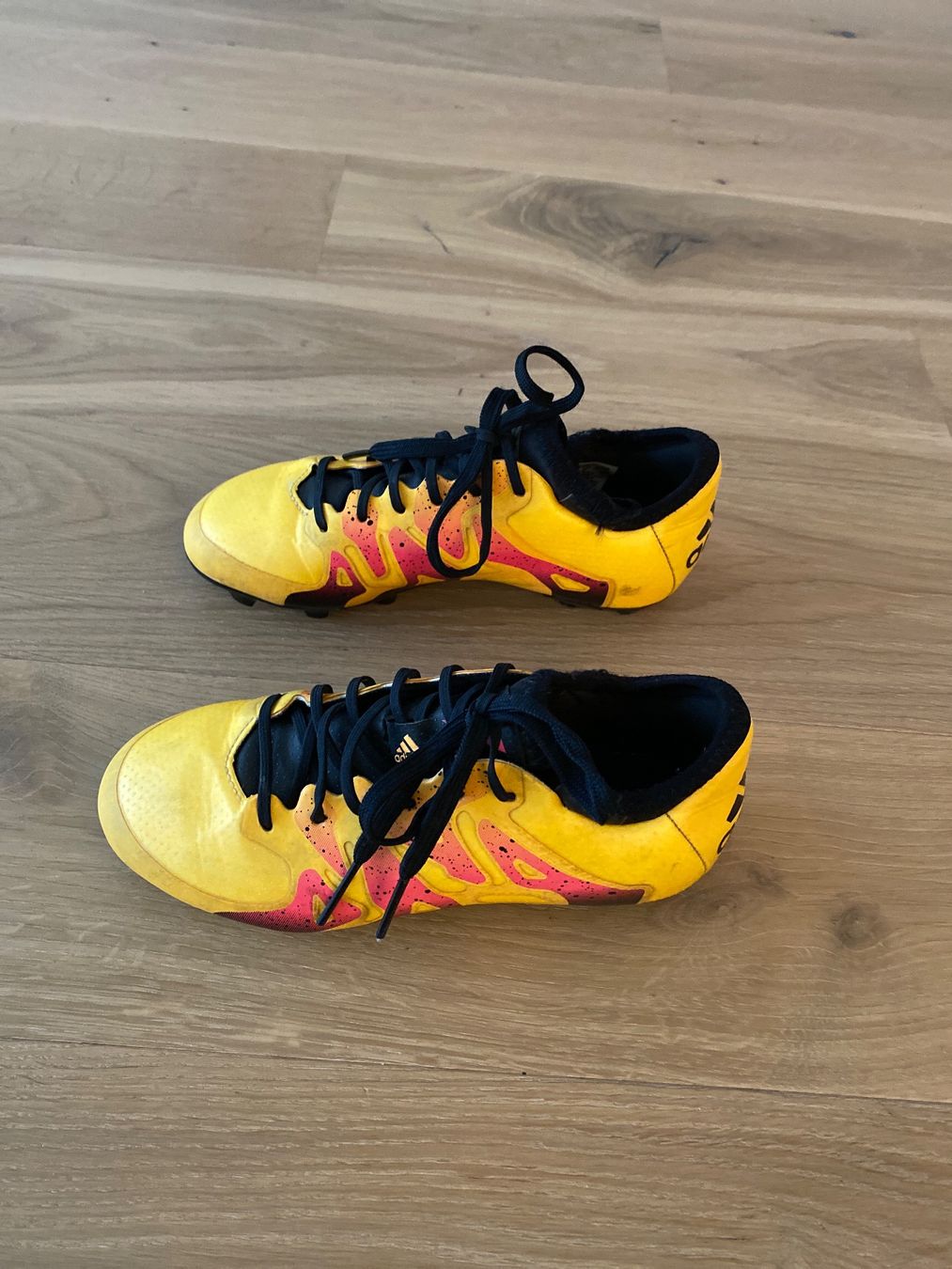 Adidas Scarpe per ragazzi: Fussballschuhe Adidas – Usato da Bolligen venduto da Noeggeli10 2