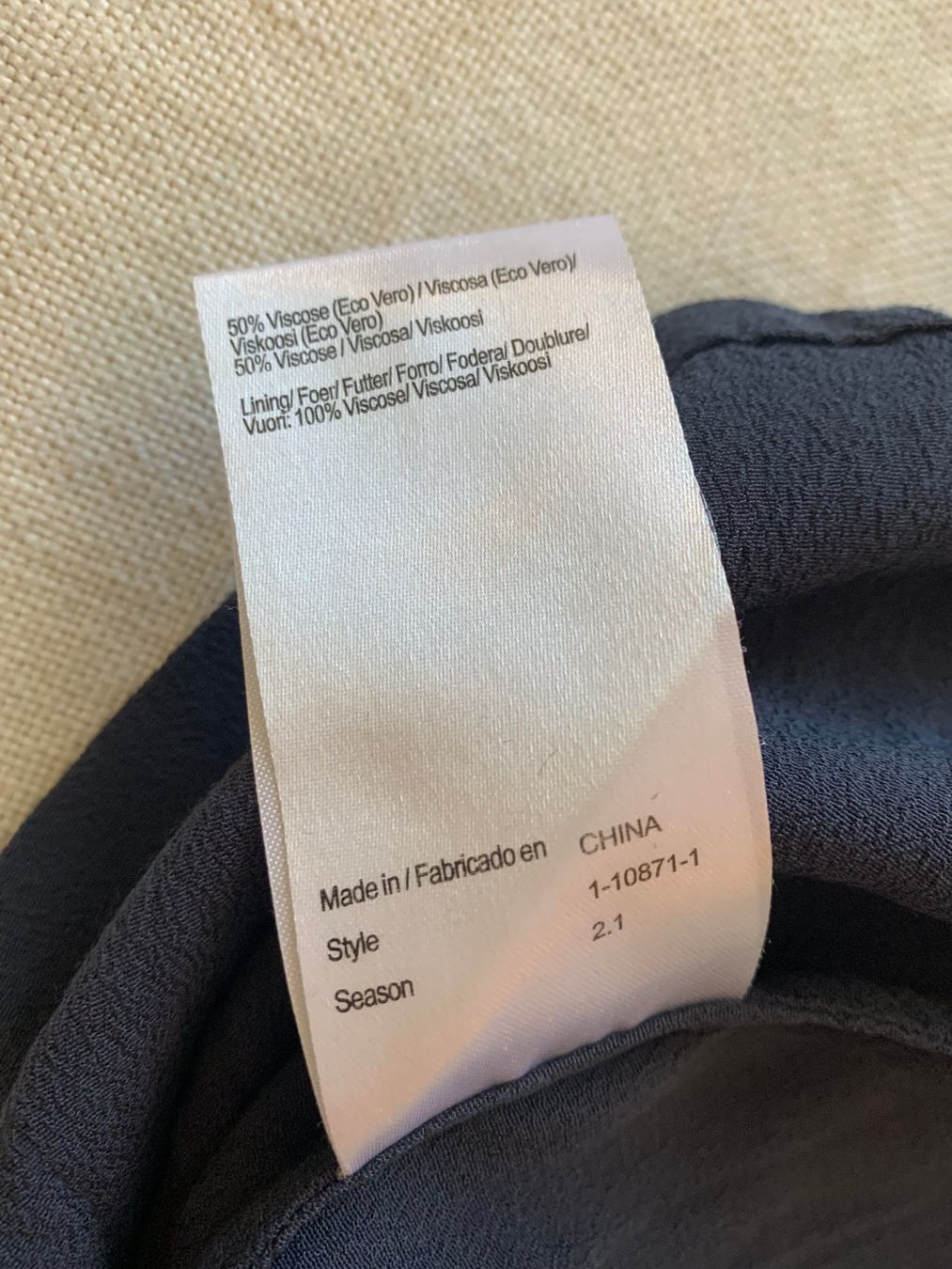 Vestiti: Noa Noa Kleid dunkelblau Gr. 36 – Usato da Thun venduto da Crown7 6