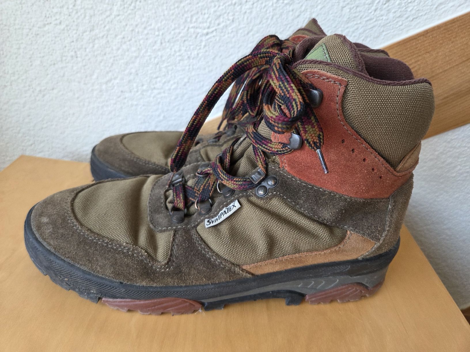 Alpina Scarpe da uomo: Herren Trekkingschuhe Alpina Sympatex – Usato da Rickenbach Sulz venduto da Kodachrom 1