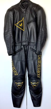 Lederkombi Dainese schwarz Grösse 52 Zustand gut - sehr gut