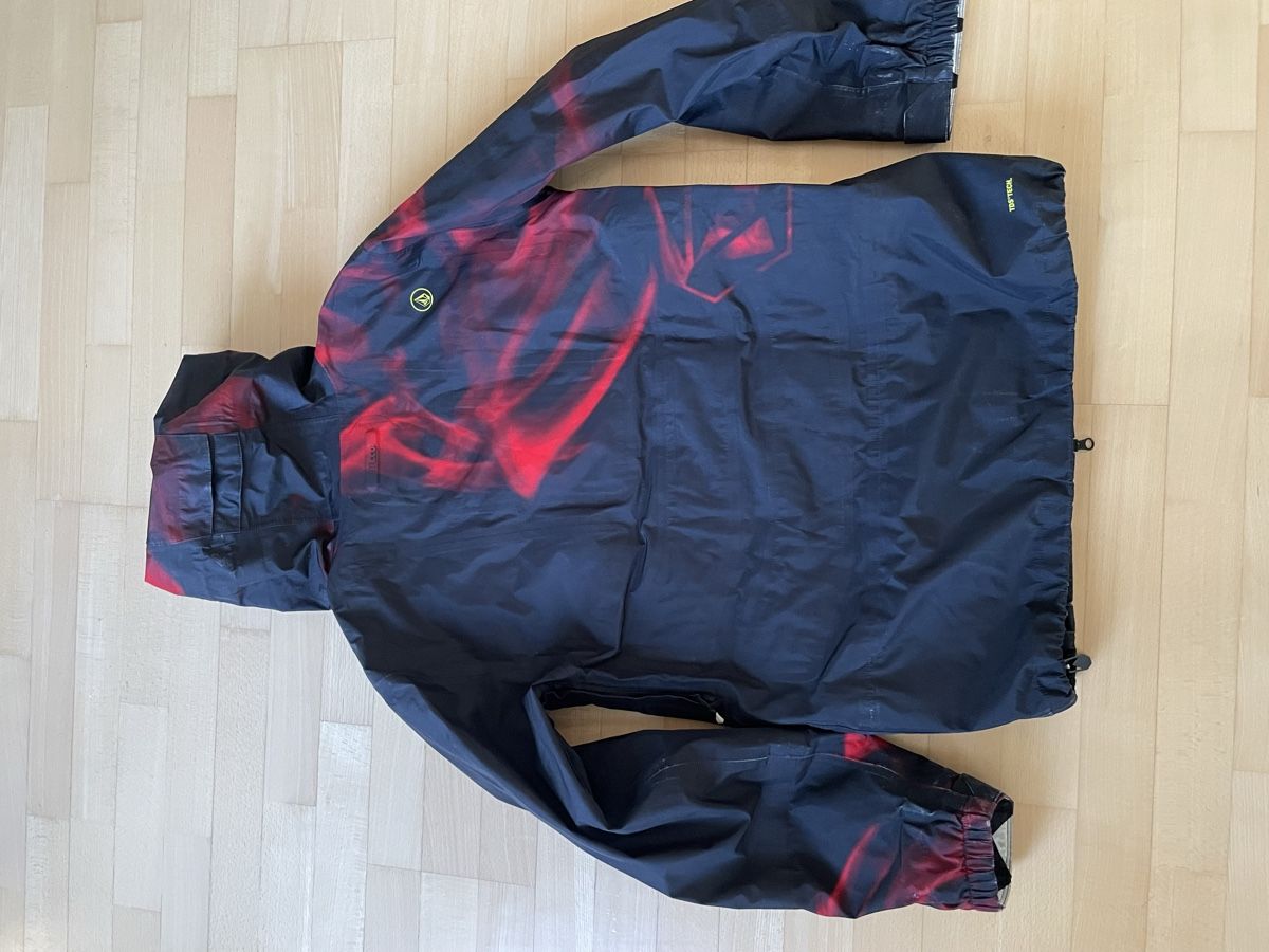 Volcom Jacken: Volcom Lando TDS Gore-tex snowboard jacket – Gebraucht aus Zürich von pym_b9dv 2