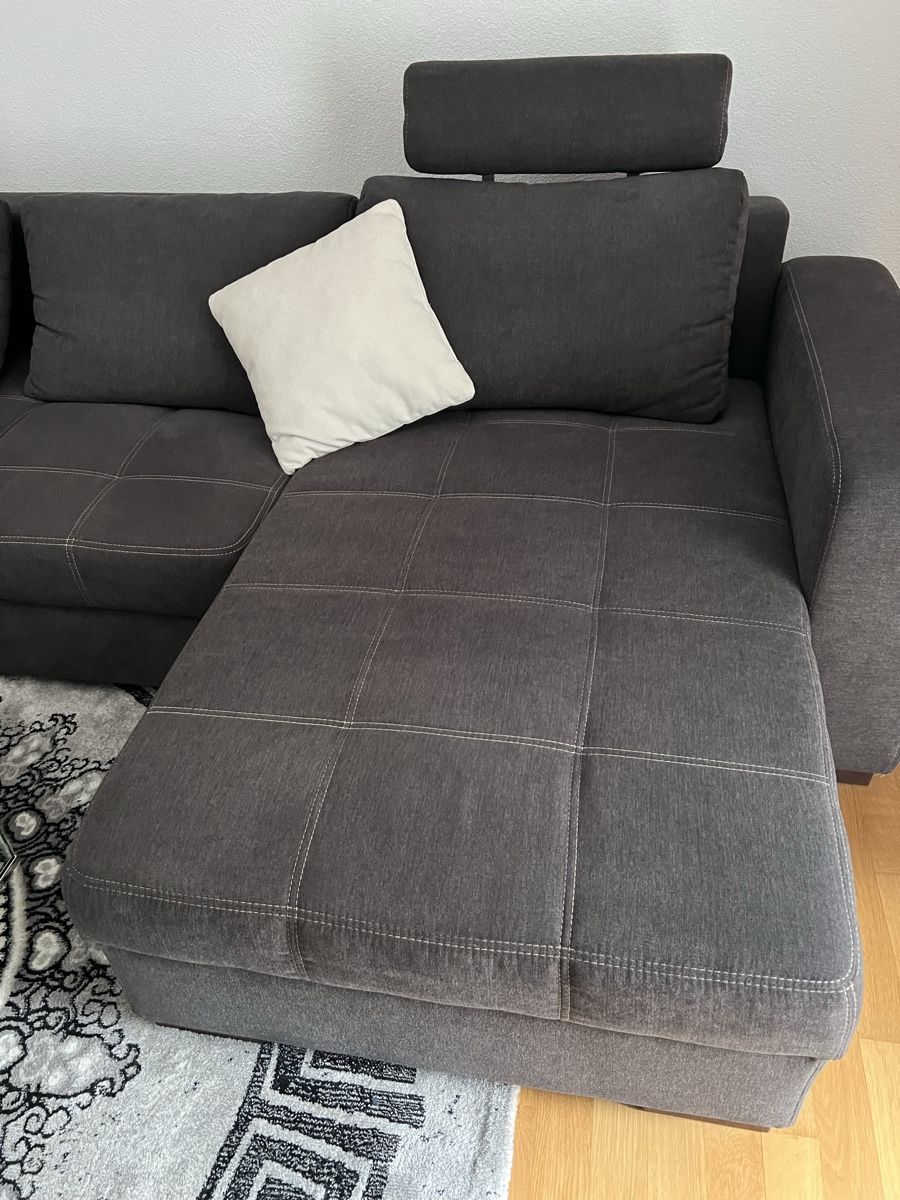 Divani: Sofa – Usato da Reiden venduto da LU-Tower 2