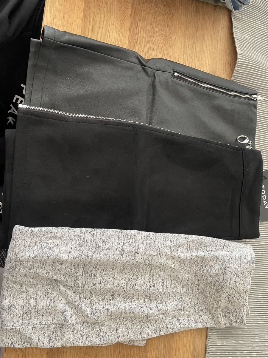 Lots de vêtements: Jupe – D'occasion à Grüningen par Limo_la