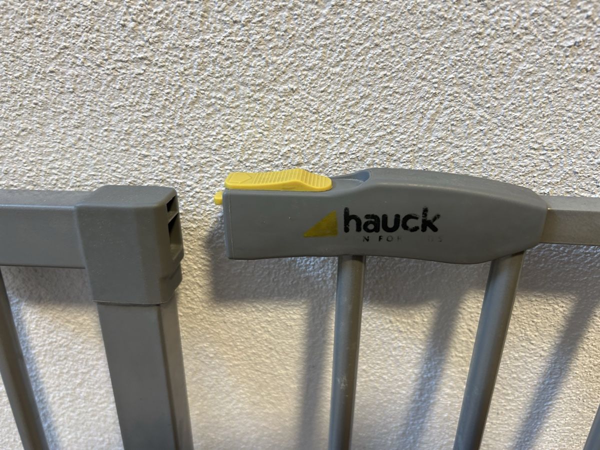 Hauck Lauf- & Sicherungsgitter: Hauck Kindersicherunsgitter – Gebraucht aus Frauenfeld von Vanfezzi