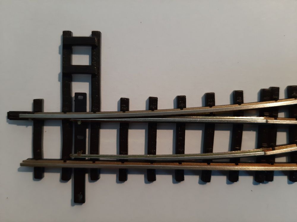 Bemo Modelleisenbahnen: Bemo H0m 4207 000  Weiche links 12° ohne Antrieb – Gebraucht aus Thun von Schwarzsee48 3