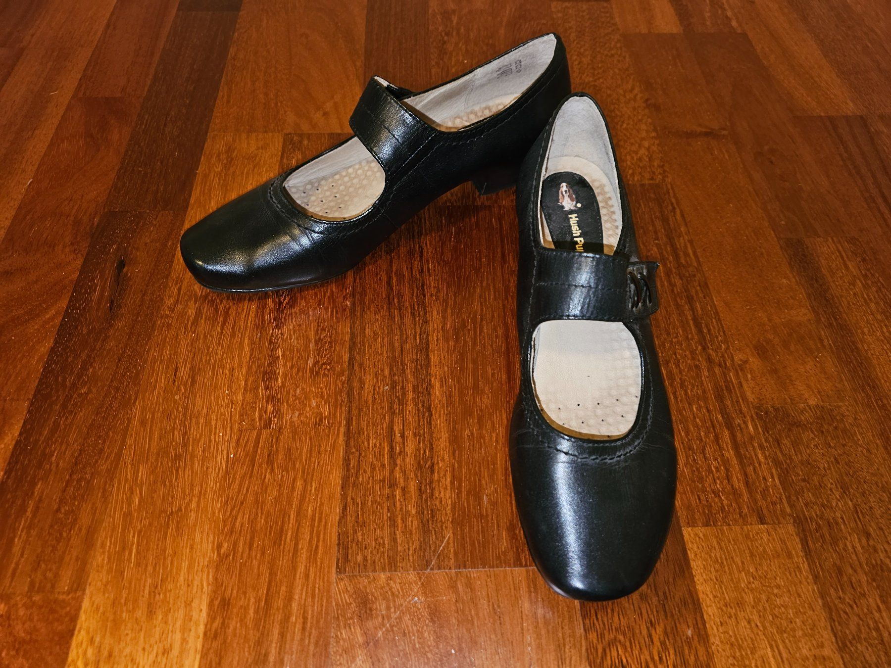 Scarpe da donna: Schicker halboffener Schuh, schwarz, Grösse 6 1/2 – Usato da Heiden venduto da Taronia 3