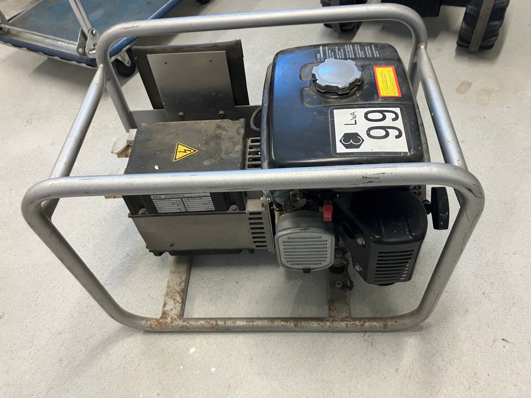Stromgeneratoren: Notstrom Aggregat AEG – Defekt aus Lindau von PrinterGuy 3