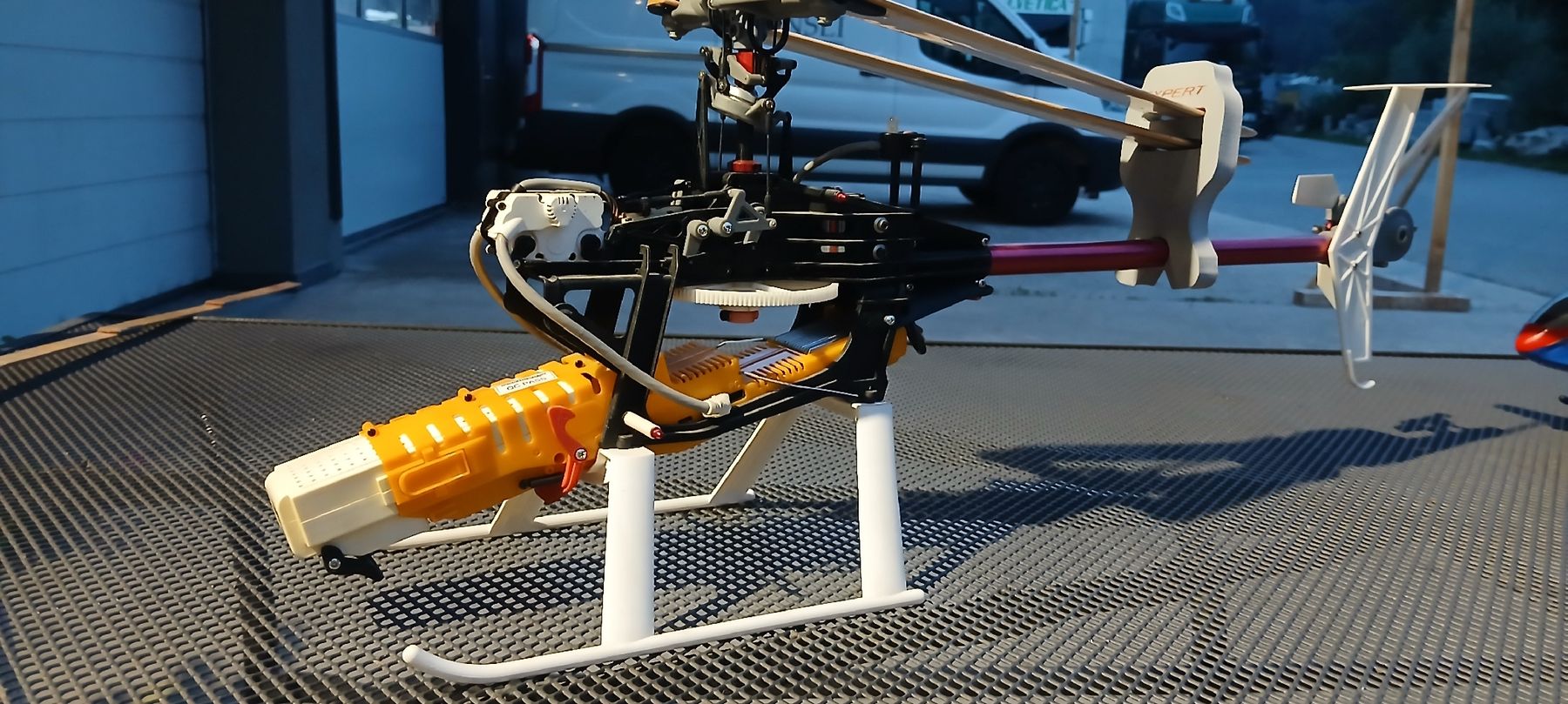 RC Modellbau: Hubschrauber 4 stück – Defekt aus Ufhusen von Graupner80 4