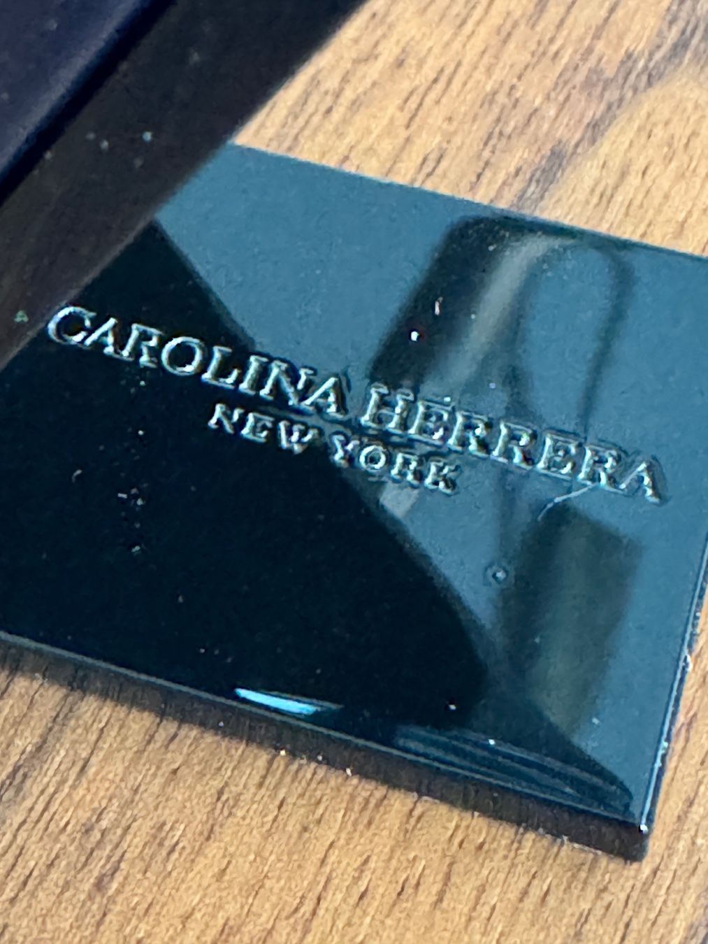 Carolina Herrera Profumi & Eau de Toilette: Carolina Herrera Bad Boy Cobalt - Eau de Parfum 50 ml – Nuovo (secondo la descrizione) da Oberengstringen venduto da P._S._Meier 1