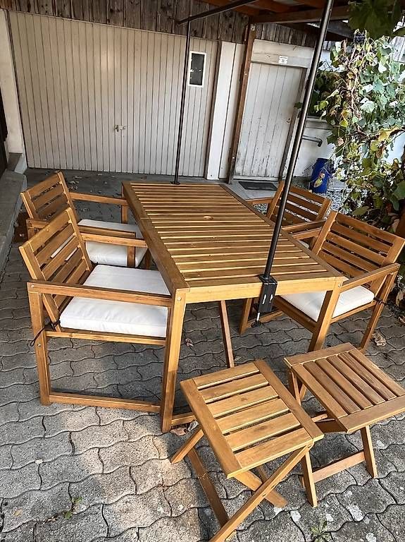 Set di tavolo e panche: Ikea Gartentisch mit Stühlen – Usato da Güttingen venduto da sab_vg9p