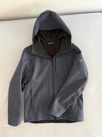 Arcteryx Jacke (Herren: M - neuwertig)