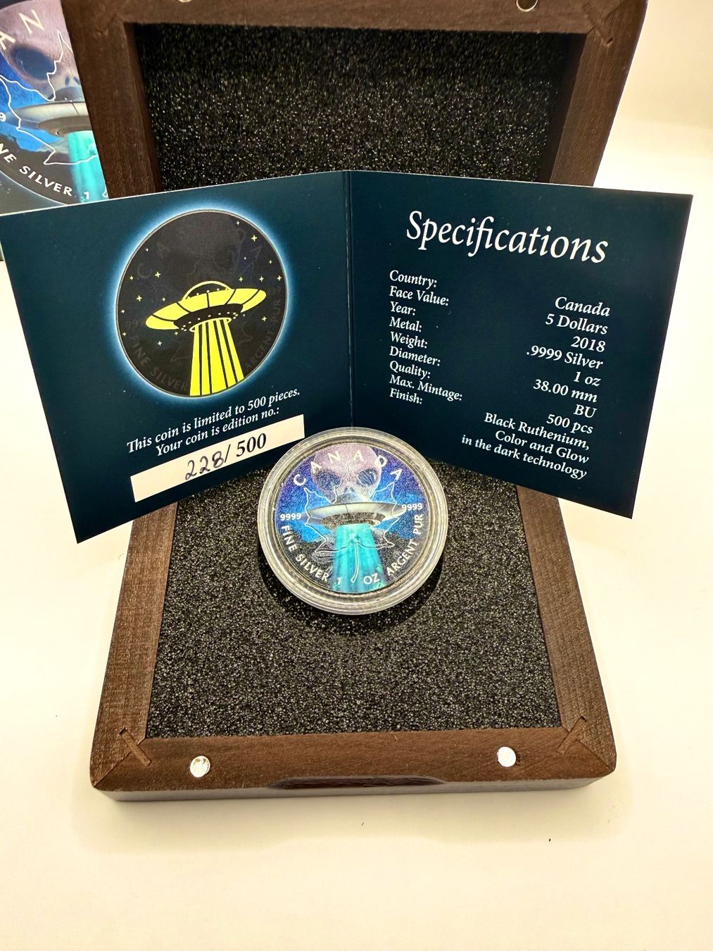 Tutti le monete: Maple Leaf Ahornblatt UFO Alien Glow 1 Oz Silber 2018 – Nuovo (secondo la descrizione) da Zürich venduto da Circle-9-Coins 3