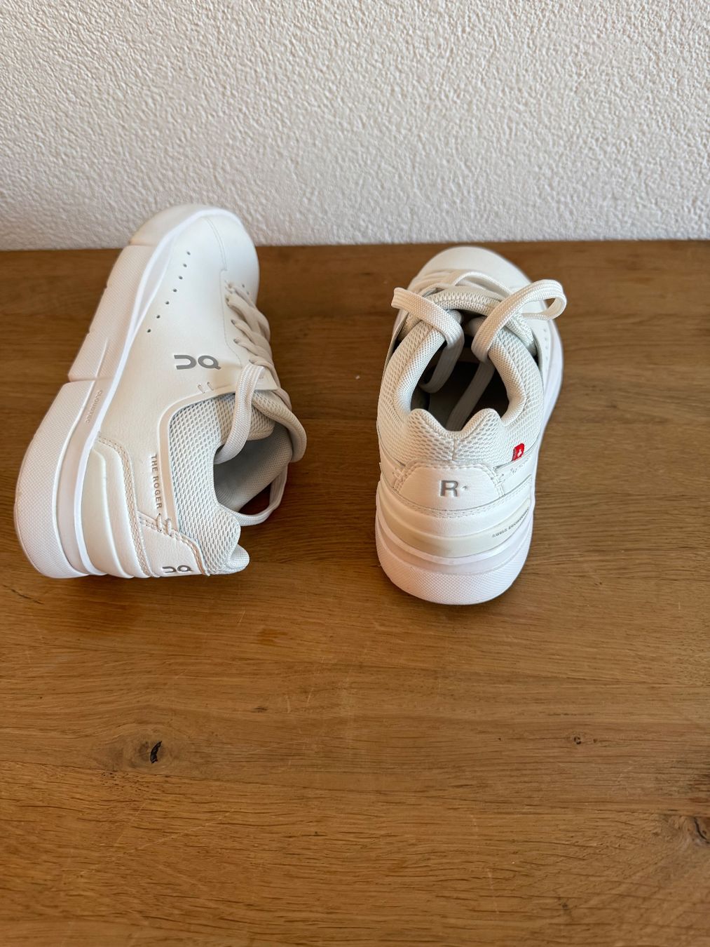 Scarpe da uomo: ON The Roger Advantage Herren Sneaker Gr 36.5 – Nuovo (secondo la descrizione) da frauenfeld venduto da tia01 2