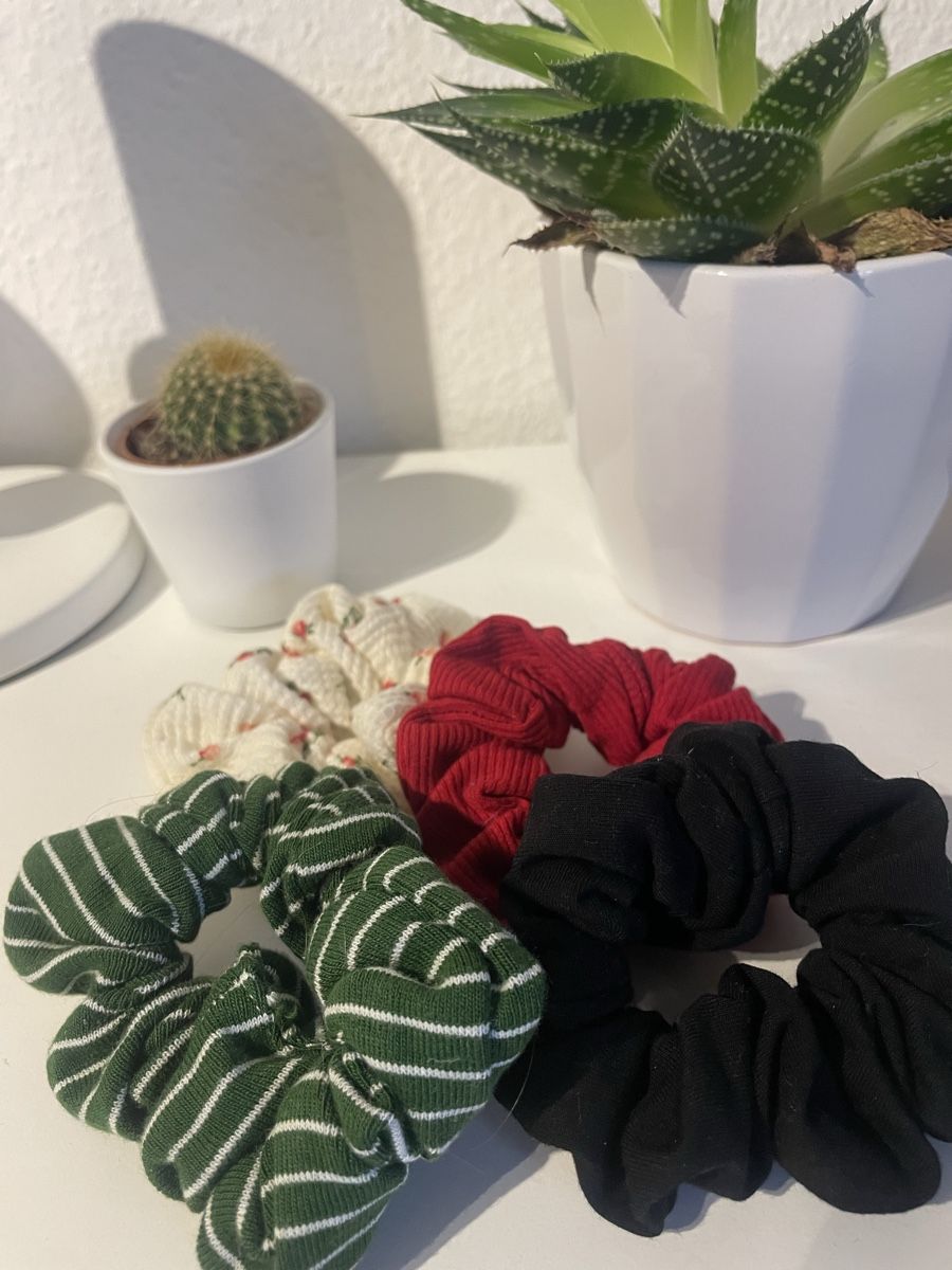 Brandy Melville Haarschmuck: Scrunchies – Neu (gemäss Beschreibung) aus Ettingen von ale_q6zz