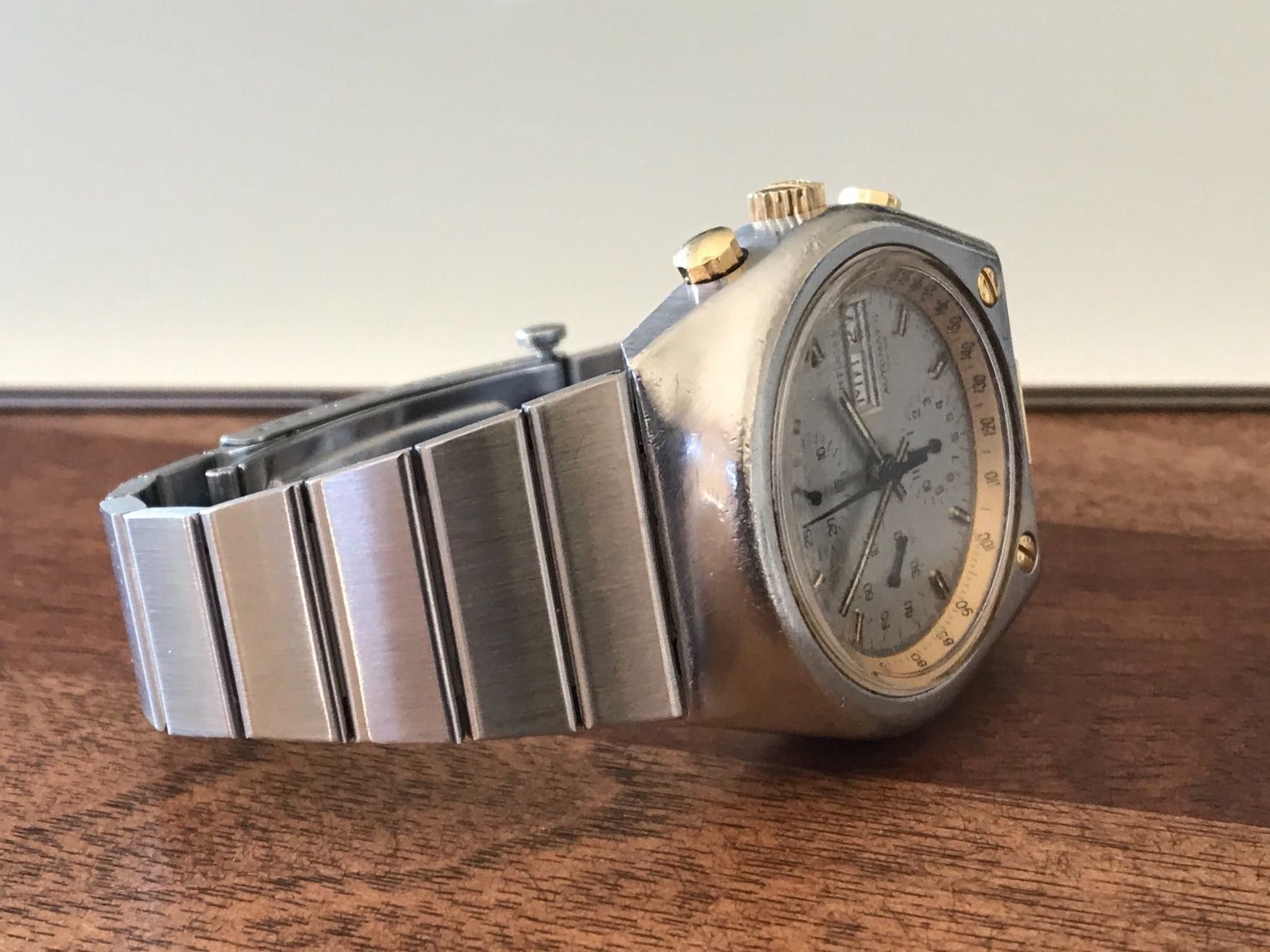 Tag Heuer Orologi: Vintage Heuer Kentucky Chronograph – Usato da Morges venduto da Audemars07 1