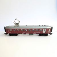 Märklin H0, Speisewagen 4035 Rot mit Figuren